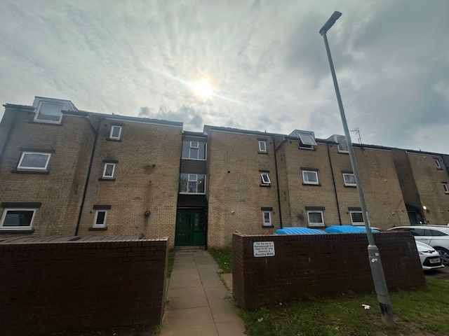 Property photo 1 of 3