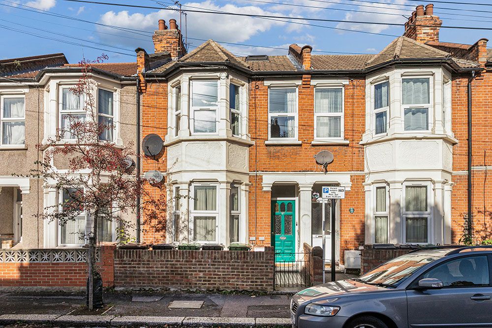 Property photo 3 of 16