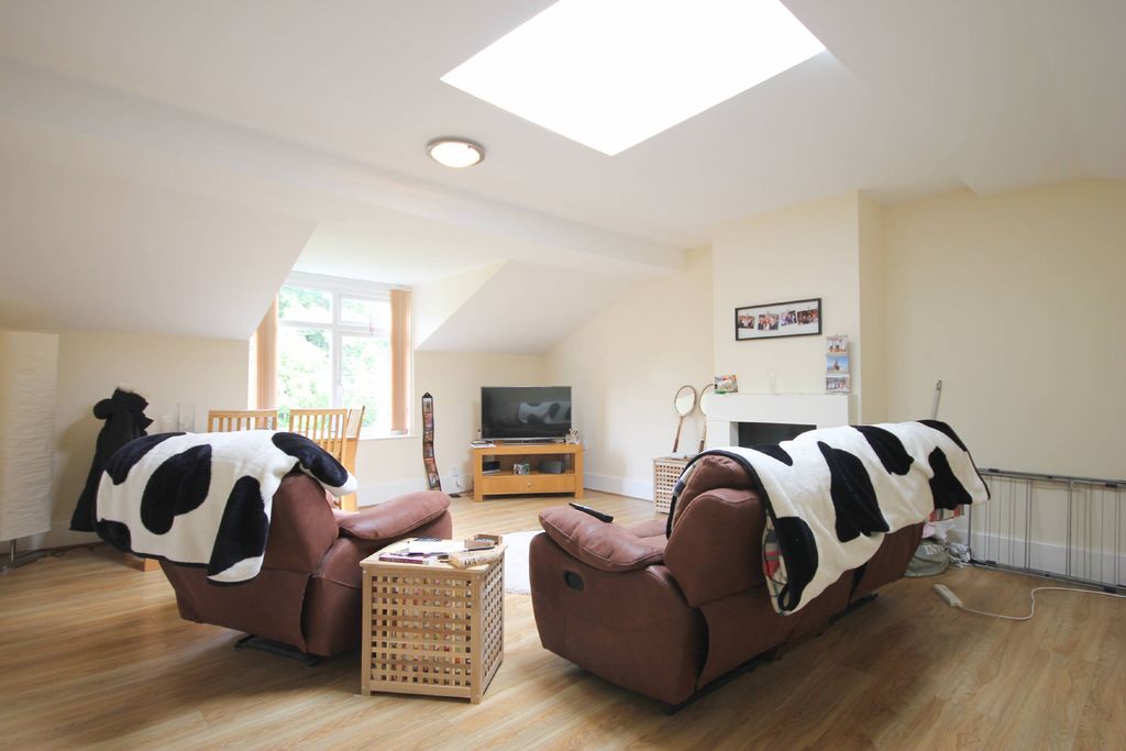 Property photo 2 of 4 Photo