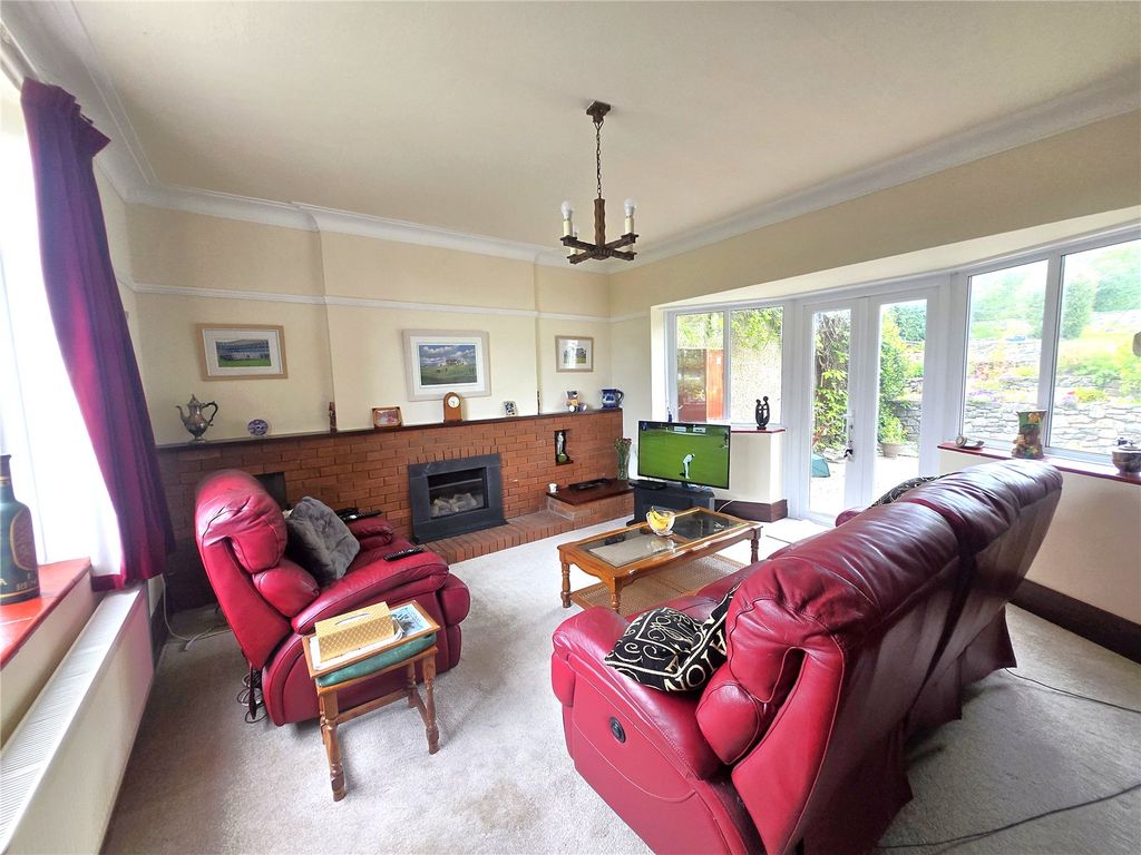 Property photo 3 of 24 Picture No. 25