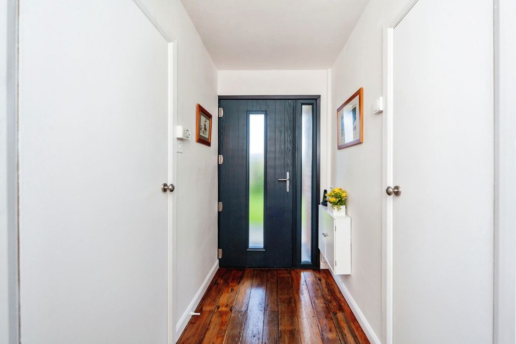 Property photo 3 of 17 Photography