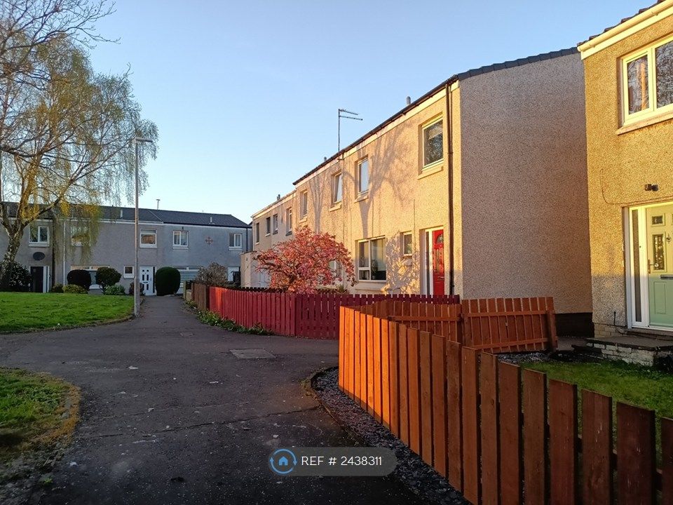 Property photo 2 of 31 Lovely Garden Areas Surrounding