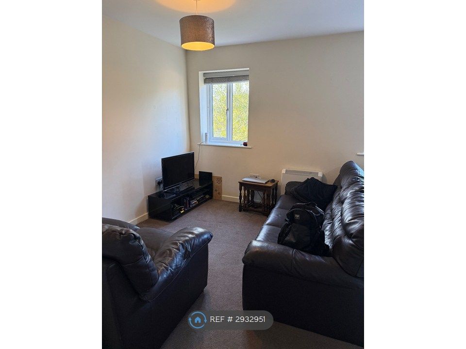 Property photo 3 of 7