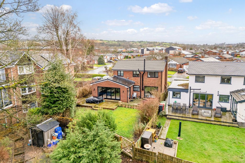 Property photo 3 of 40 Photograph 48