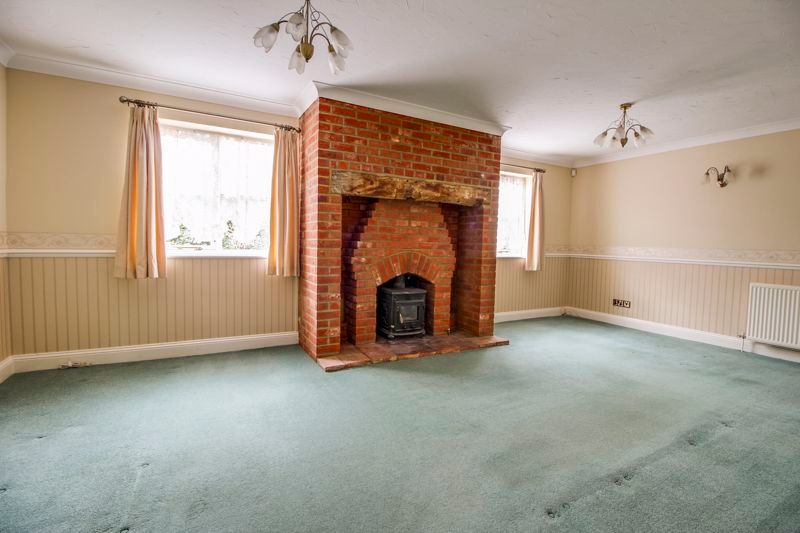 Property photo 2 of 15 Photo 3