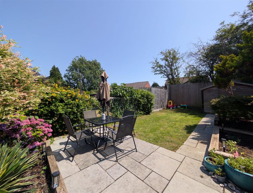 Property photo 2 of 16
