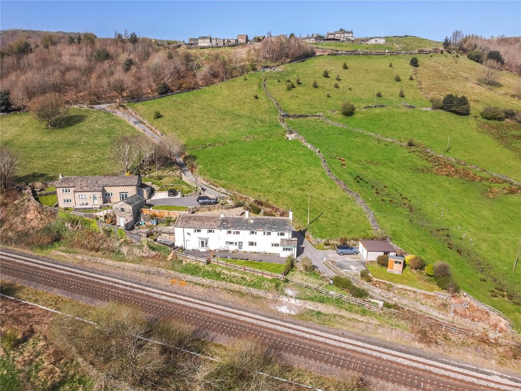 Property photo 1 of 32 Aerial View