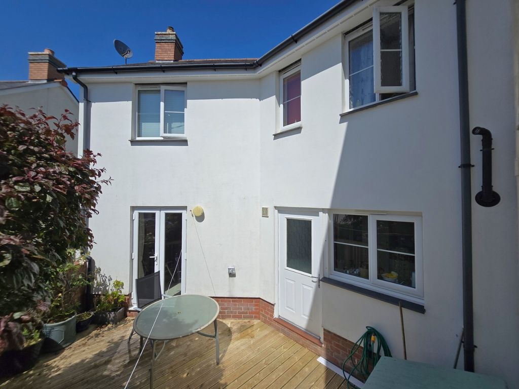 Property photo 2 of 13 4984211