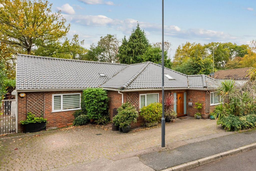 Property photo 2 of 13