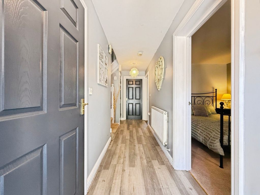 Property photo 3 of 38 4331476