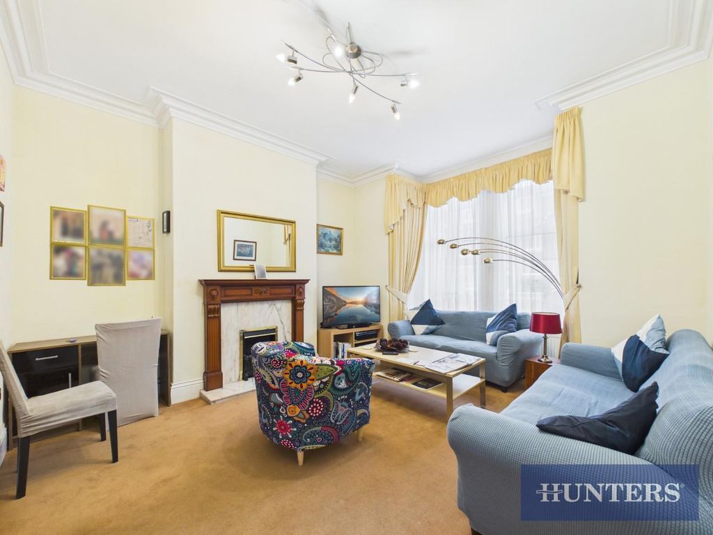 Property photo 2 of 28 Cam02804G0-Pr0424-Still016.Jpg