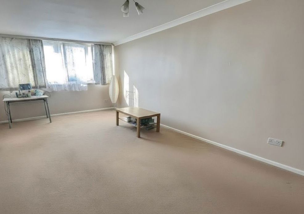 Property photo 2 of 6