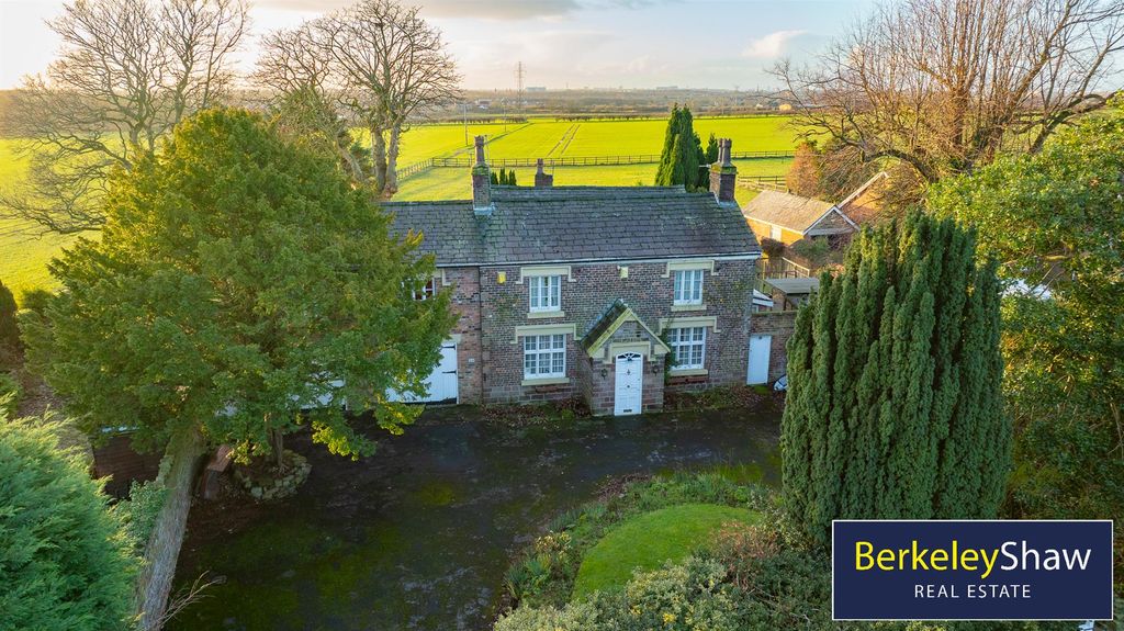 Property photo 2 of 27 Front5.Jpg