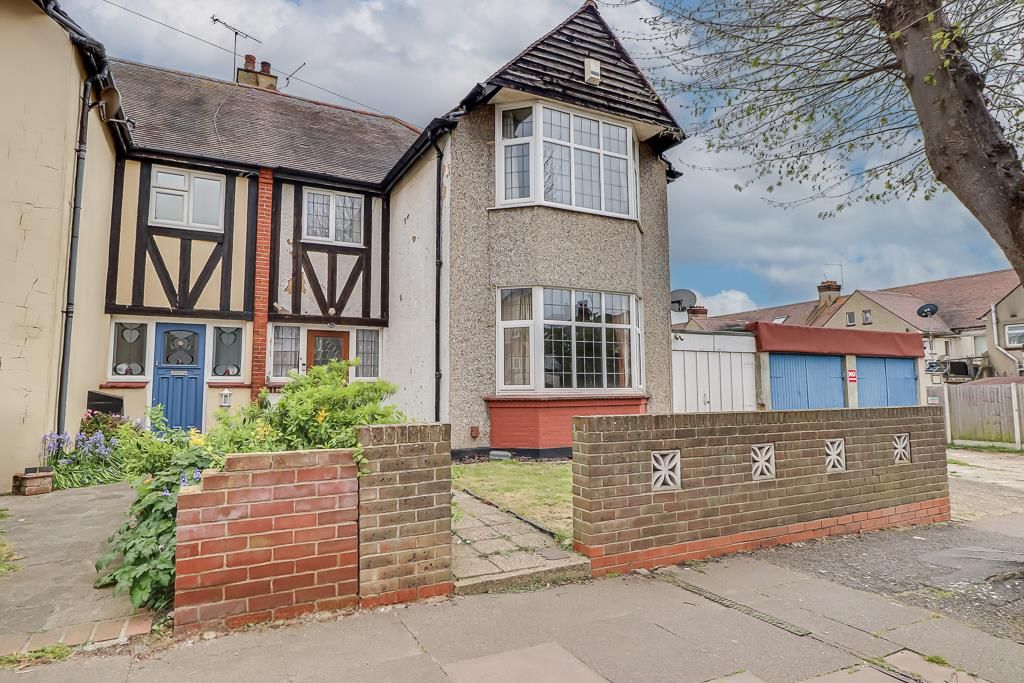 Property photo 1 of 19 Front