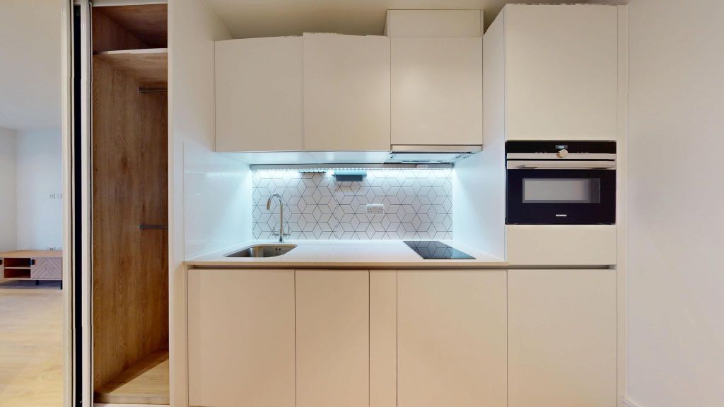 Property photo 2 of 14 Kitchen