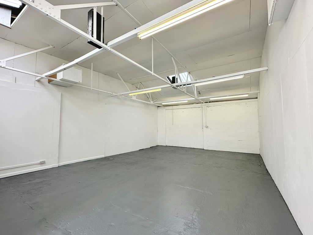 Property photo 3 of 5 Img_0112.Jpg