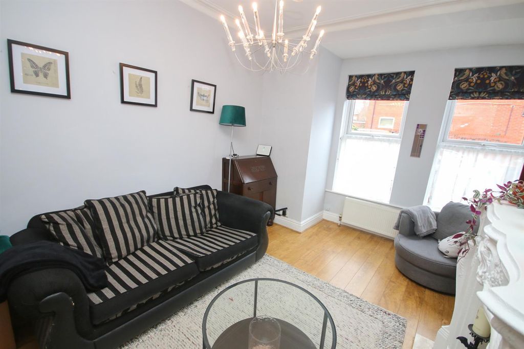 Property photo 3 of 17 Img_2942.Jpg