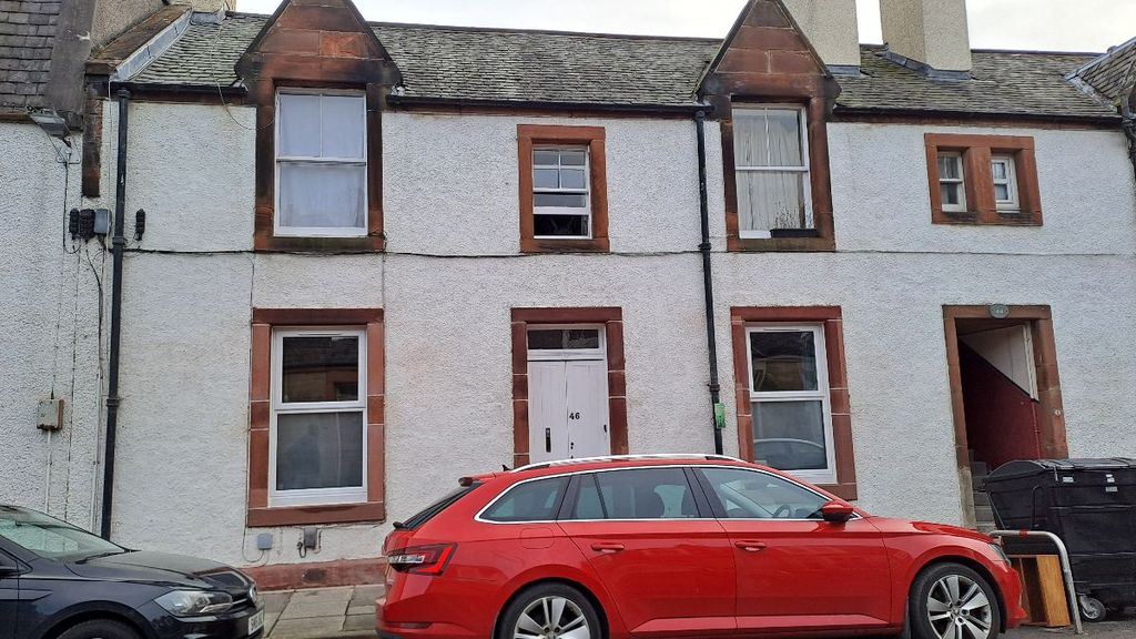 Property photo 2 of 16