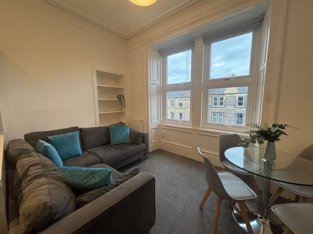 Property photo 2 of 11 Photo 2