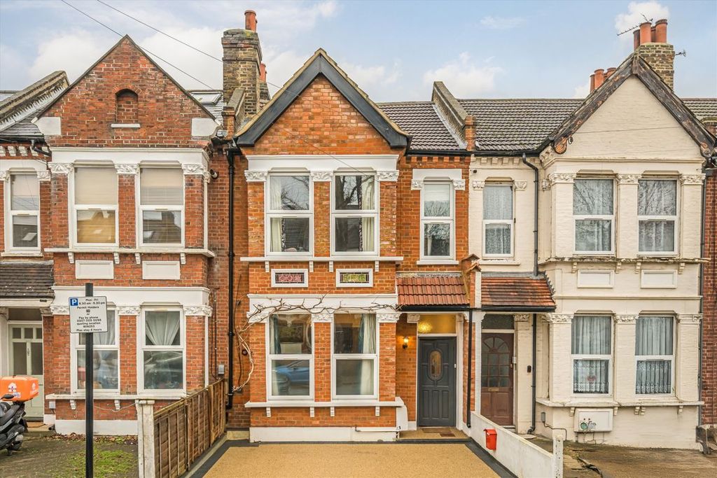 Property photo 1 of 16