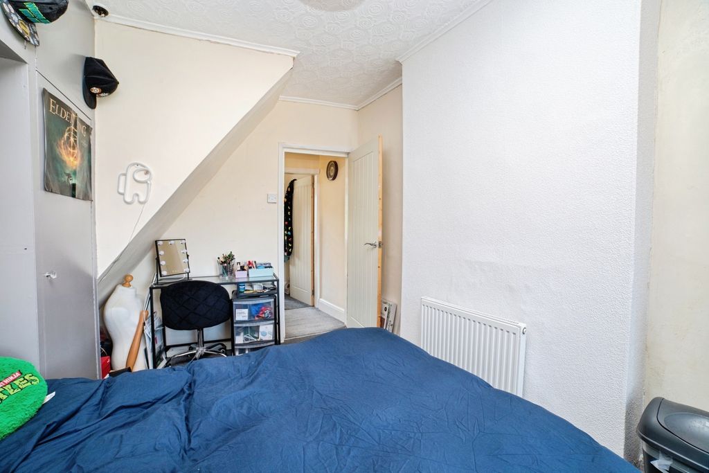 Property photo 3 of 14 Photo