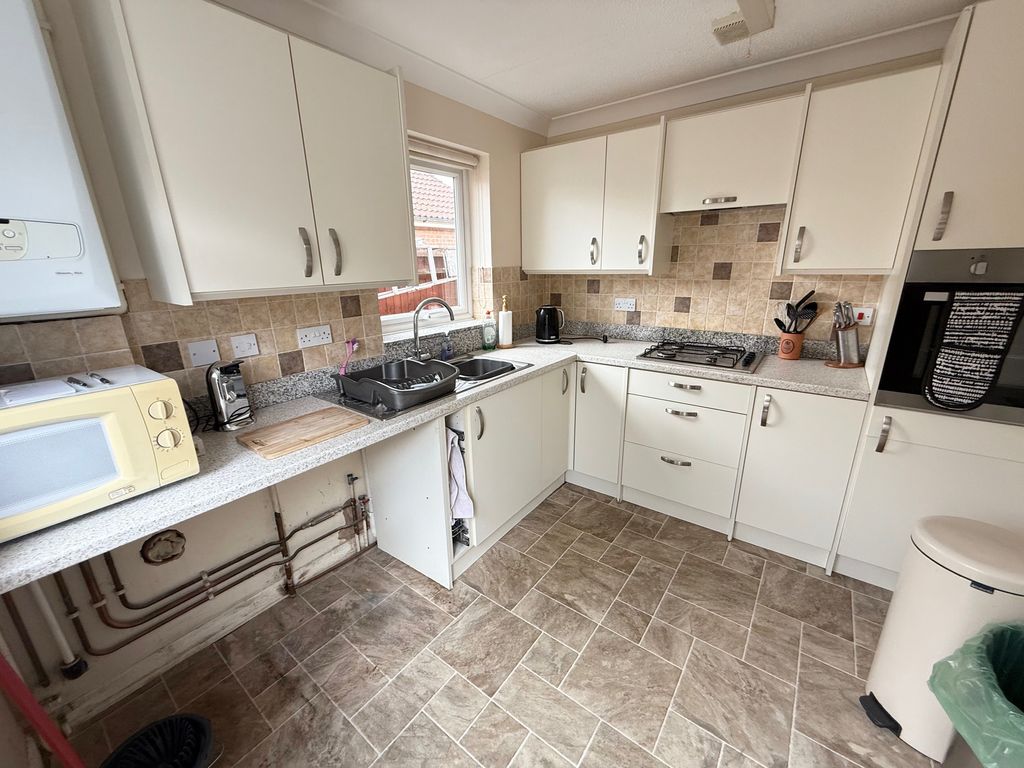 Property photo 3 of 21