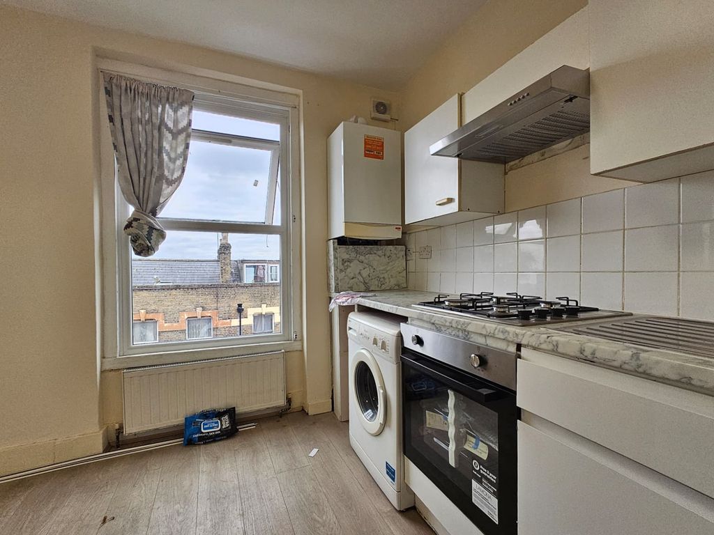 Property photo 3 of 5