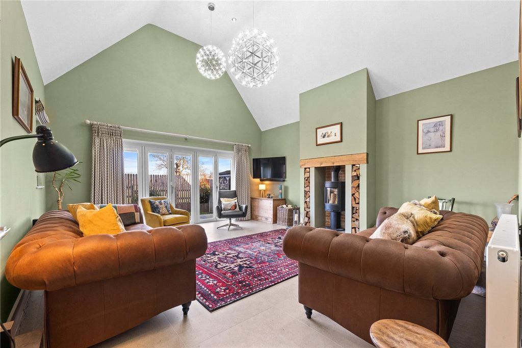 Property photo 3 of 29 Picture No. 64