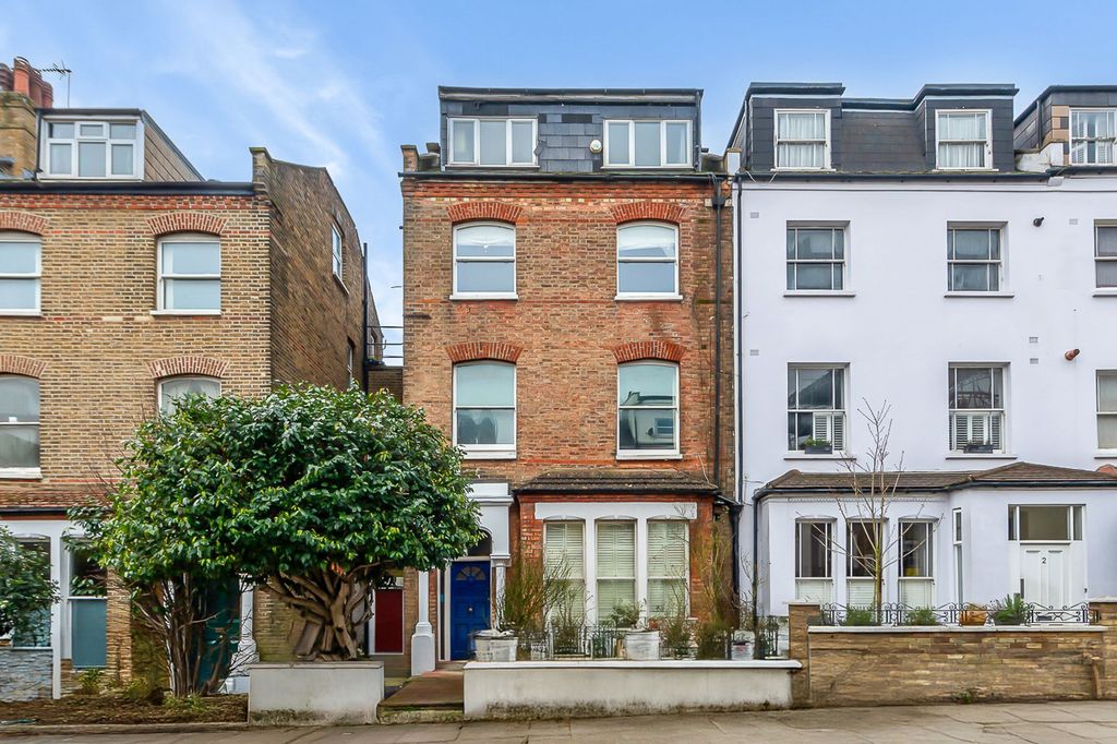 Property photo 1 of 14