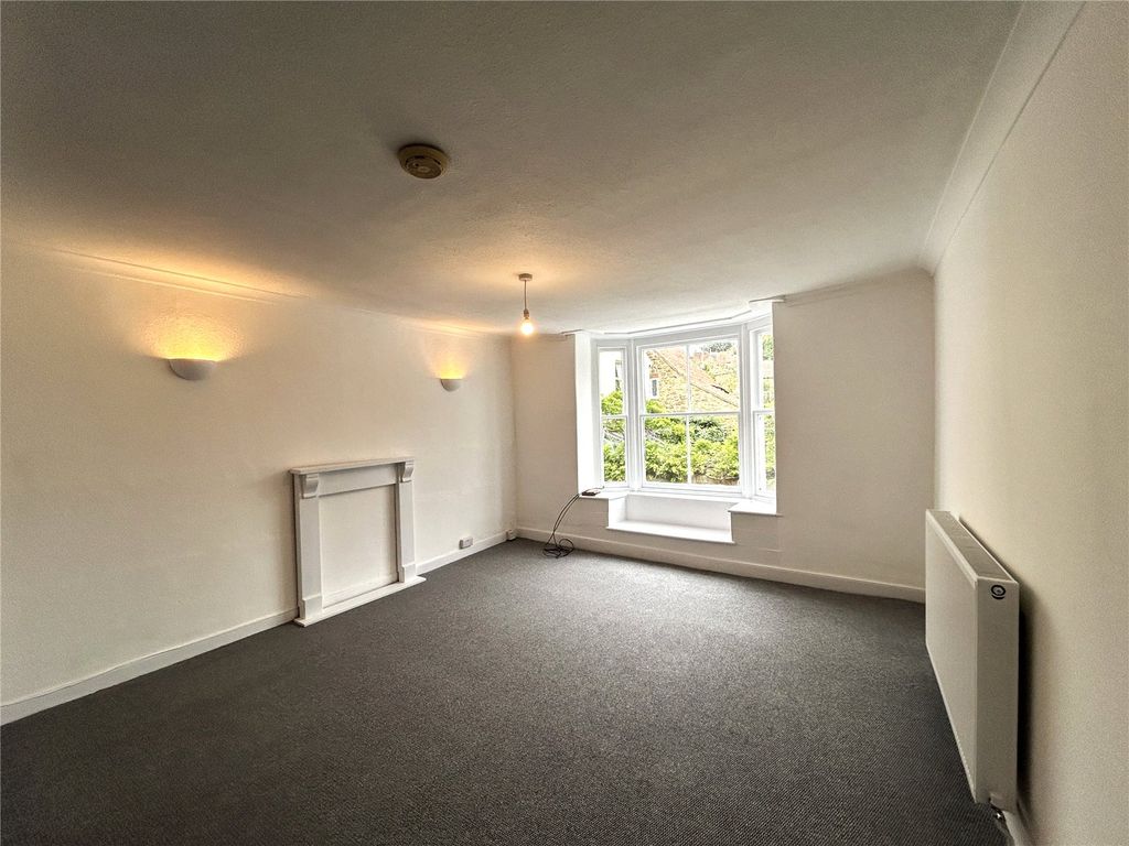 Property photo 3 of 9 Picture No. 04