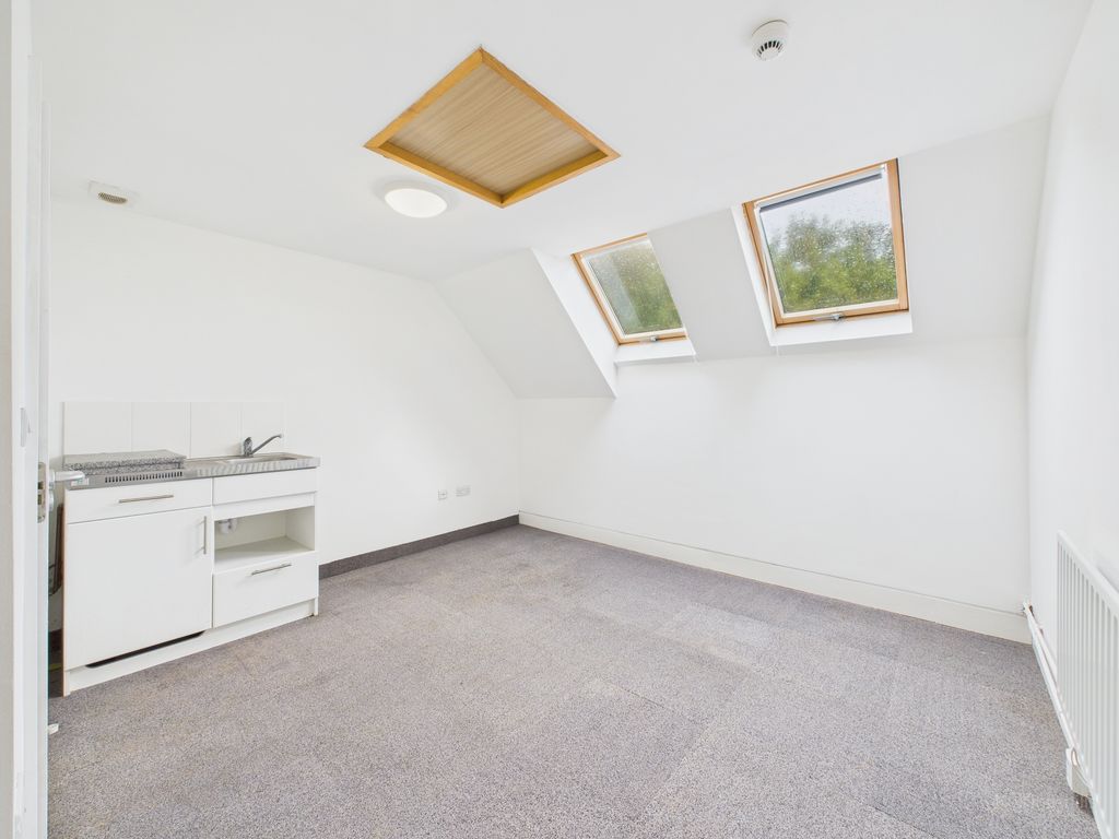 Property photo 1 of 4 Cam02136G0-Pr0474-Still001