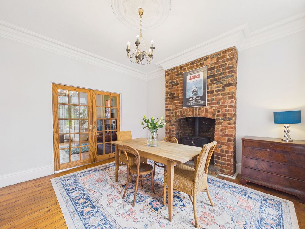 Property photo 3 of 16 Dining Room