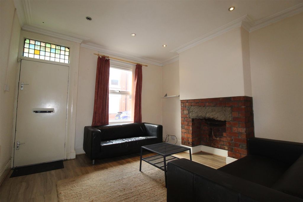 Property photo 2 of 12 Img_3421.Jpg