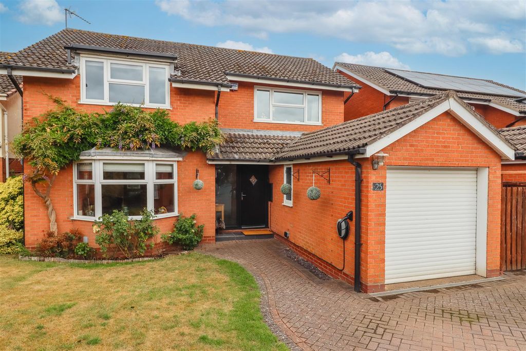 Property photo 1 of 33