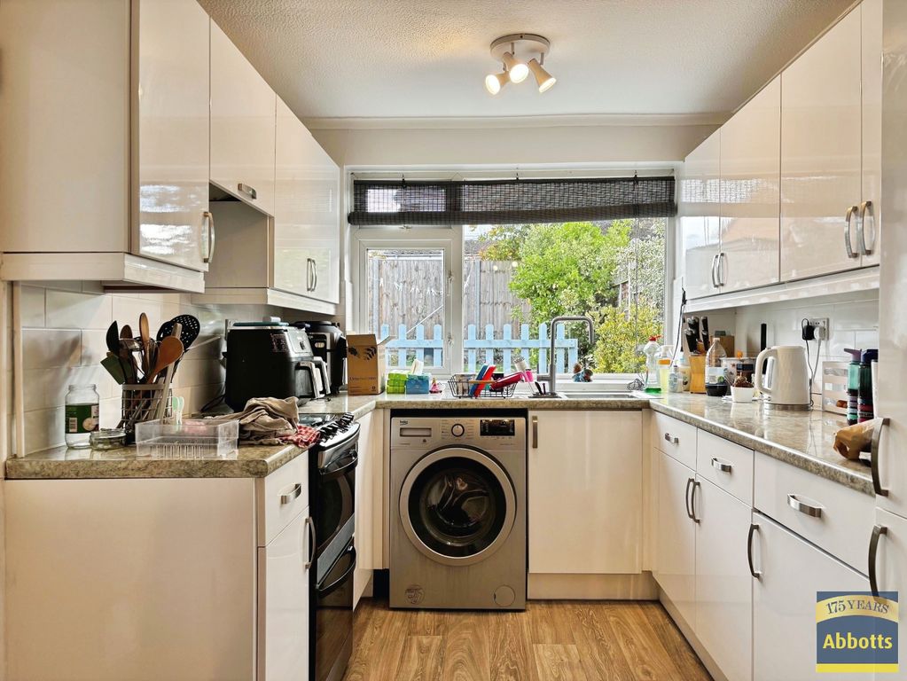 Property photo 2 of 5