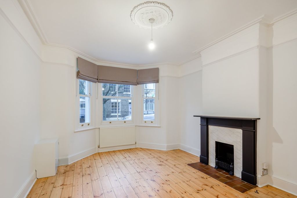 Property photo 3 of 8