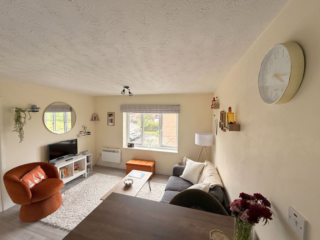 Property photo 3 of 14 Gallery