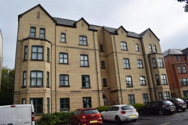 Property photo 2 of 9 External.Jpeg