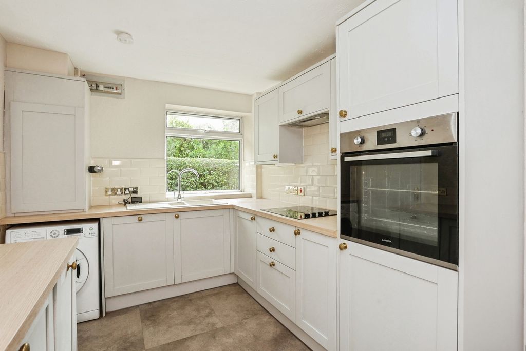 Property photo 2 of 15 Photo