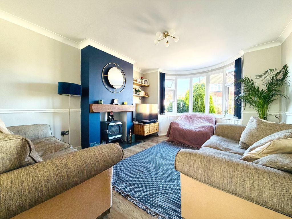 Property photo 3 of 26 Photo 35