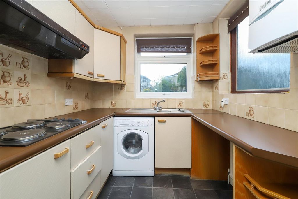Property photo 2 of 9 Welbeck Avenue