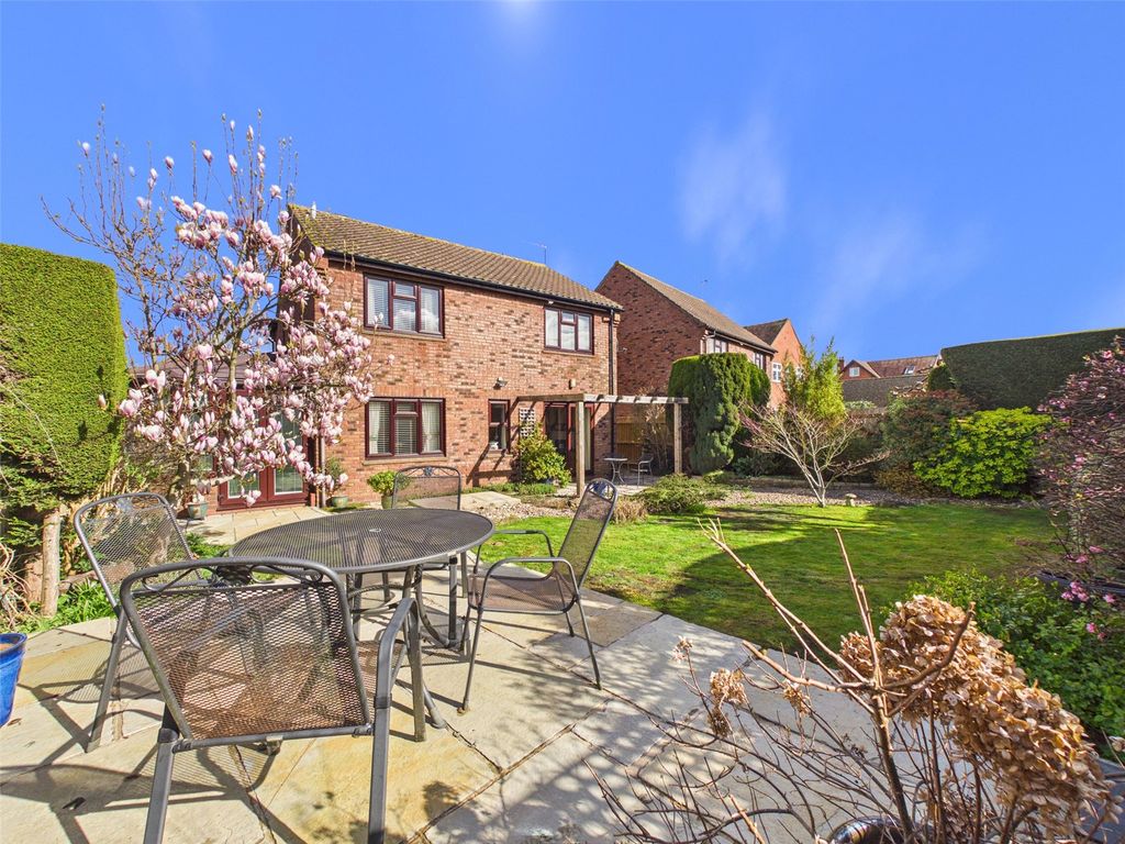 Property photo 1 of 24 Picture No. 21