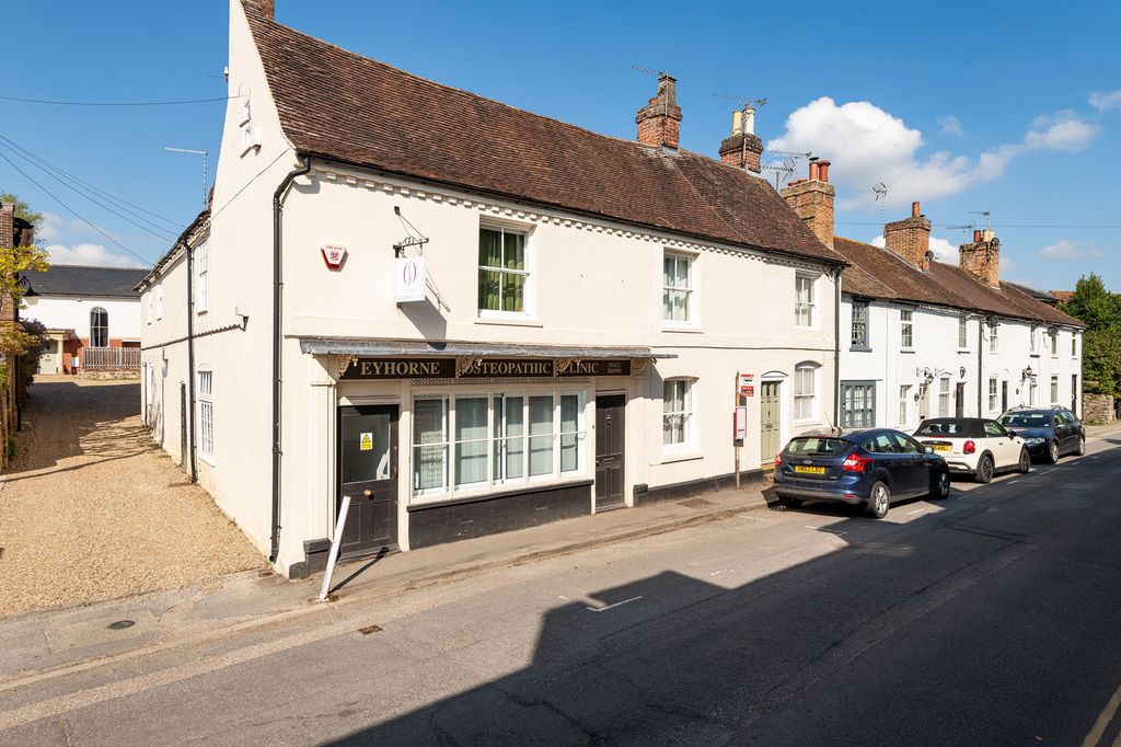 Property photo 1 of 21