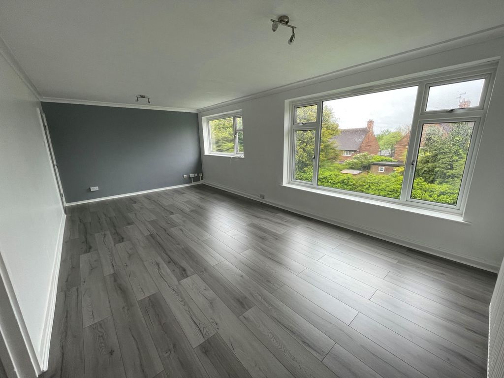 Property photo 3 of 9 Living Room