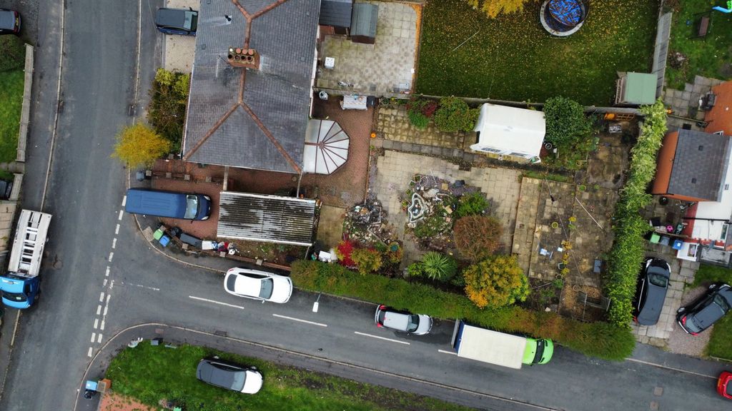 Property photo 2 of 3