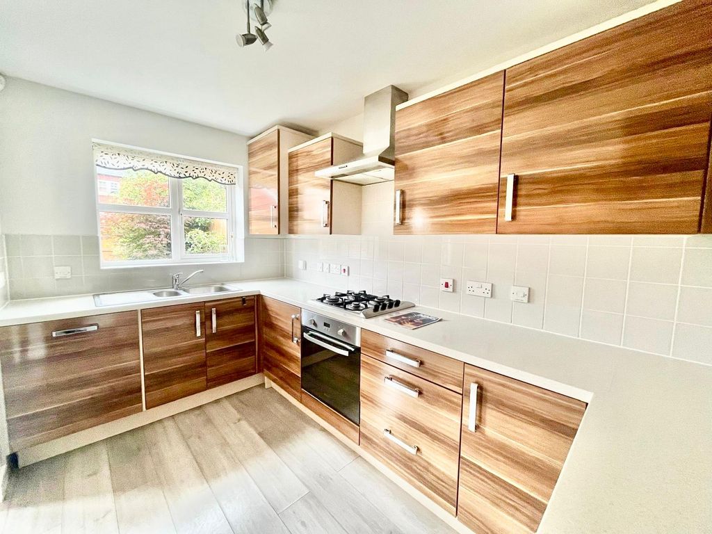 Property photo 1 of 29 Image