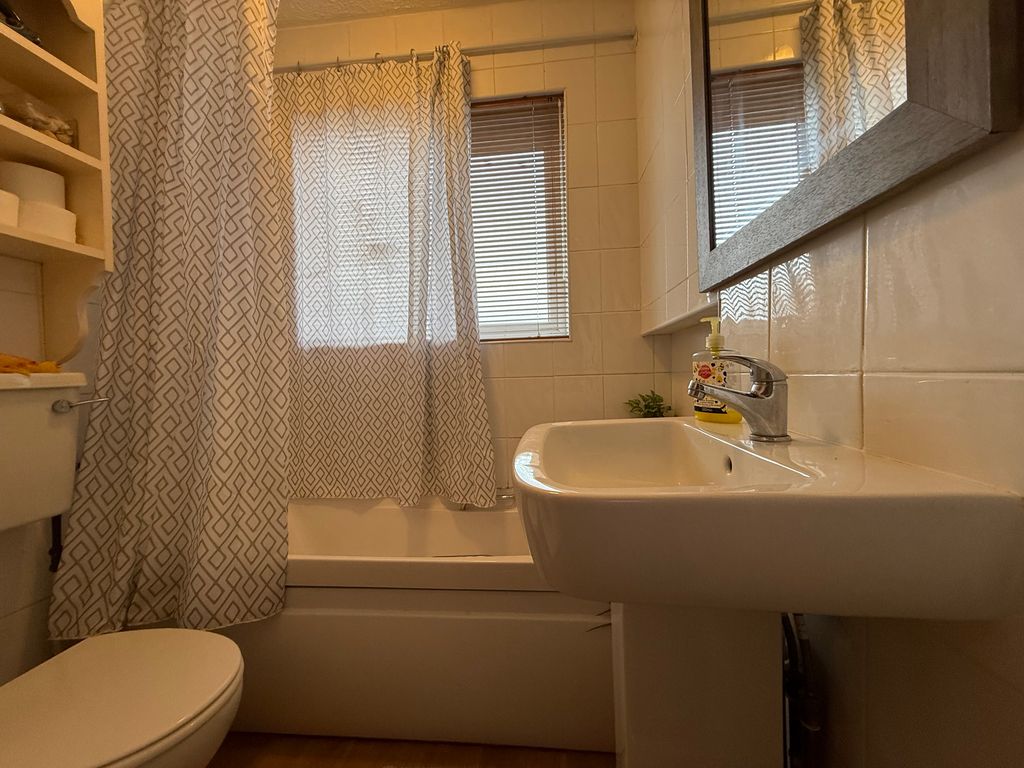 Property photo 3 of 21 Img_5676