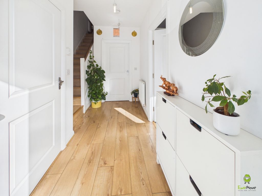 Property photo 3 of 14 Presented By Clinton At Ewemove Bexleyheath And Da