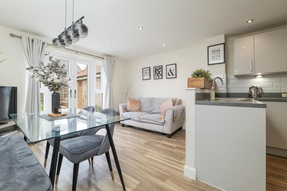 Property photo 3 of 22 39 Widnall Drive Web Ph-16.Jpg