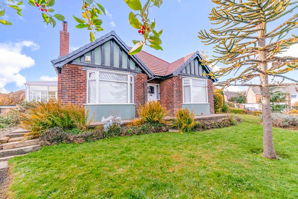 Property photo 1 of 14 Front